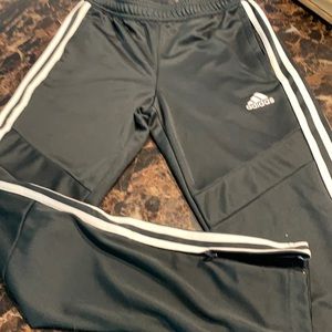 Adidas Boys Med. Black sweatpants.